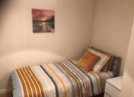 St. Fagans Resort | Private room ∙ 1 guest