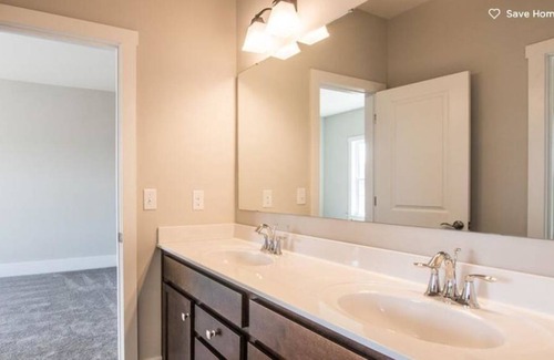 Waxhaw Resort | Private room ∙ 1 guest