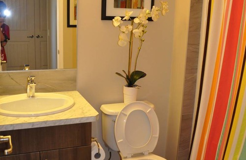 Auburn Bay Resort | Private room ∙ 2 guests