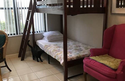 Survey Creek Resort | Private room ∙ 2 guests
