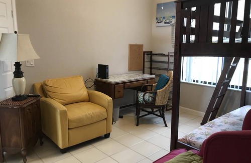 Survey Creek Resort | Private room ∙ 2 guests