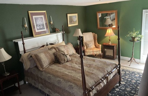 Louisburg Resort | Private room ∙ 2 guests