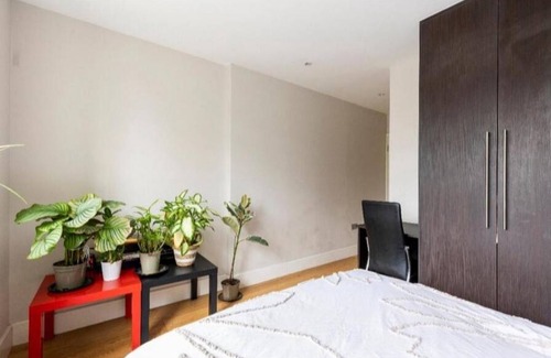 Turnham Green Resort | Private room ∙ 2 guests