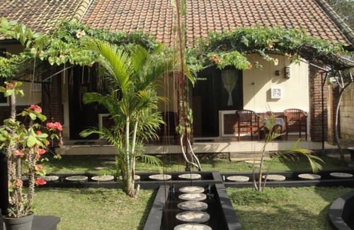 Bukit Resort | Private room ∙ 2 guests
