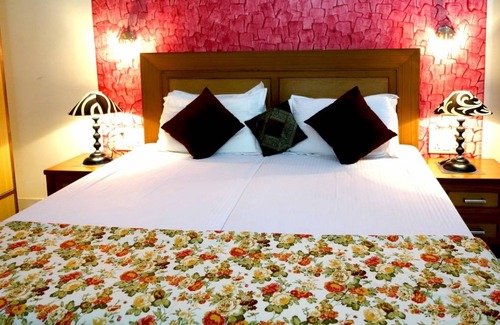 Saket Resort | Private room ∙ 2 guests