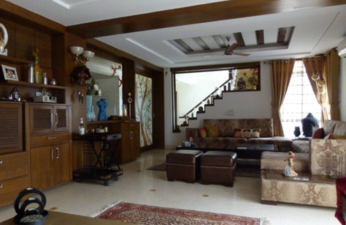 DLF Phase 5 Resort | Private room ∙ 2 guests