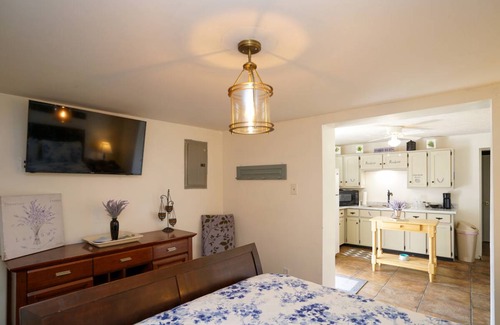 Berea Resort | Private room ∙ 2 guests
