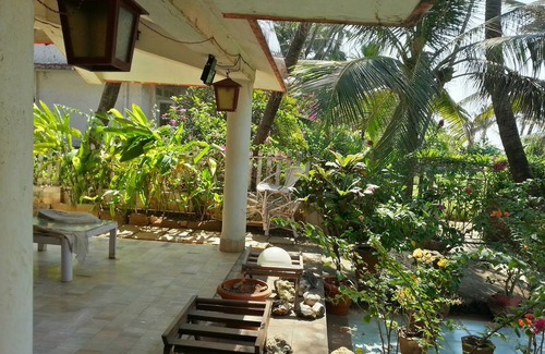 Juhu Resort | Private room ∙ 2 guests