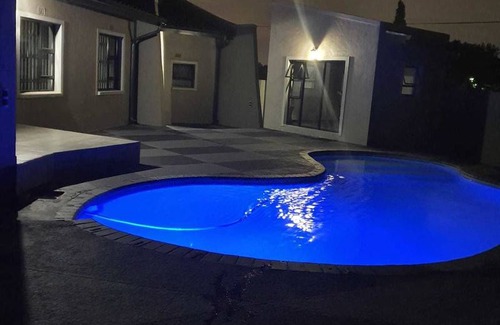 Kempton Park Resort | Private room ∙ 2 guests