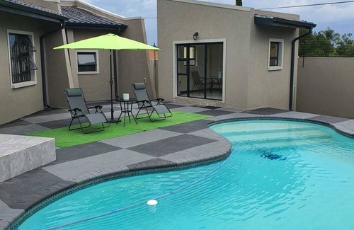 Kempton Park Resort | Private room ∙ 2 guests