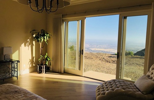 West Ridge Resort | Private room ∙ 3 guests