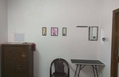 New Delhi Resort | Private room ∙ 3 guests