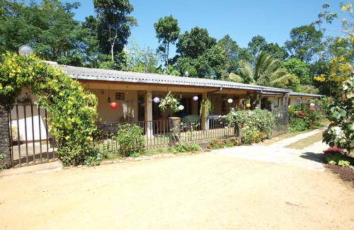 Pasbage Korale Resort | Private room ∙ 3 guests