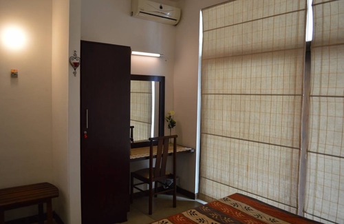 Battaramulla Resort | Private room ∙ 3 guests
