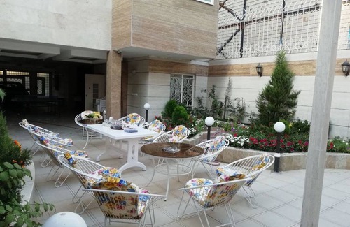 Mashhad Resort | Private room ∙ 5 guests