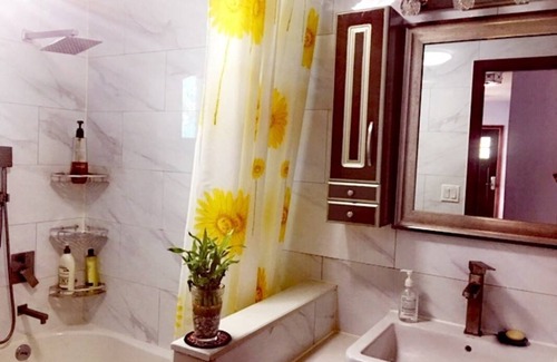 Manhasset Resort | Private room ∙ 5 guests