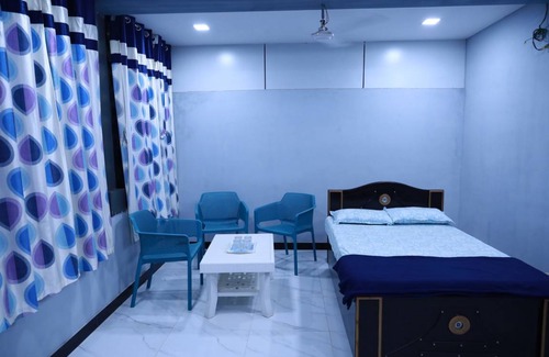 Bhuj Resort | Private room ∙ 6 guests