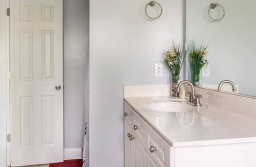 North Charleston House | Private room and bathroom in 3 story town-home