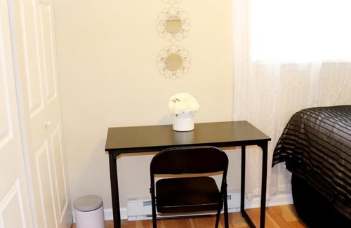 Sterling House | Private Room at Home near IAD-Sterling