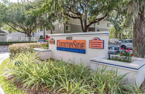 Gainesville Apartment | Private Room/bathroom in 4b/4b student condo, Near UF, Shand