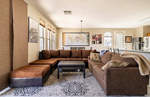 South Mountain House | Private room by South Mountain