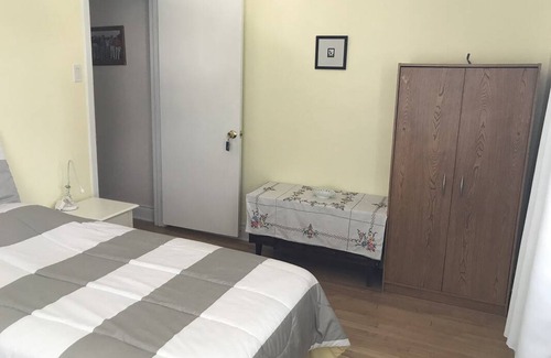 Cote-Saint-Luc Resort | Private room ∙ 1 guest