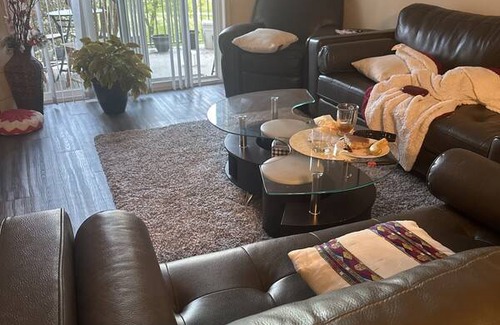 Calgary Resort | Private room ∙ 1 guest