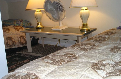 Niagara Falls Resort | Private room ∙ 6 guests