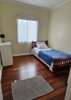 Nulsen House | Private room for couple in Esperance