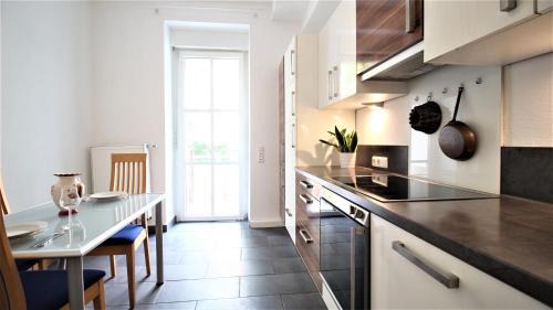 Altstadt House | ➤Private Room - Heart of downtown with terrace