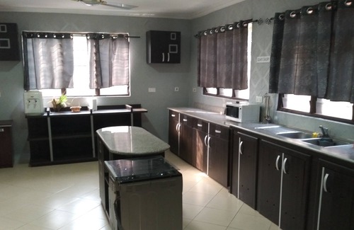 Patang West Apartment | Private Room in a 3 bedroom House, Oyarifa, Accra with Wifi Backup Generator