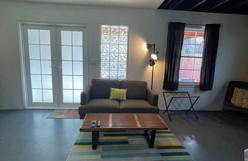 Elysian Heights Apartment | Private room in a guesthouse in Los Angeles, California