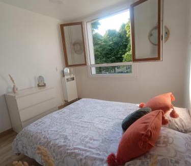 Chevilly-Larue House | Private Room in Cozy Homestay - Line 14, Direct Access to Paris - Airport Orly