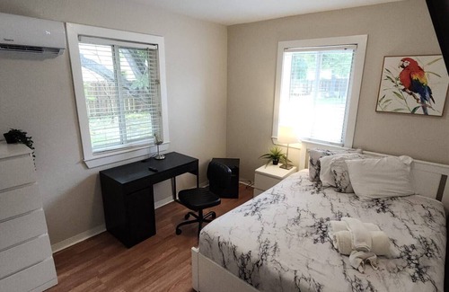 Southwest Coconut Grove House | Private room in shared house in Coconut Grove, Private room in shared house in Coconut Grove