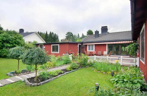 Umea House | Private Room in Shared House-Close to University and Hospital-2