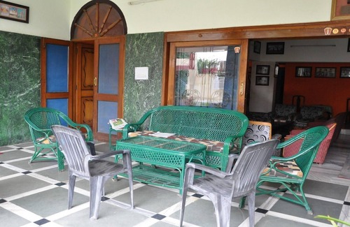 Bullawala House | Private room near Silver city