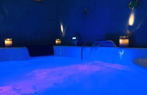 Lorgues Villa | PRIVATE ROOM & SPA avec Jacuzzi privatif