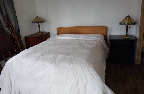 Cedar Mountain Resort | Private room ∙ 2 guests