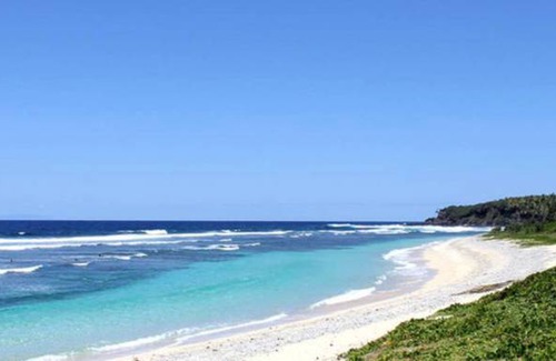 Tanna Island Resort | Private room ∙ 3 guests