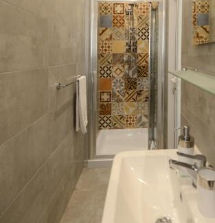Valletta House | Private rooms with bathroom in Valletta
