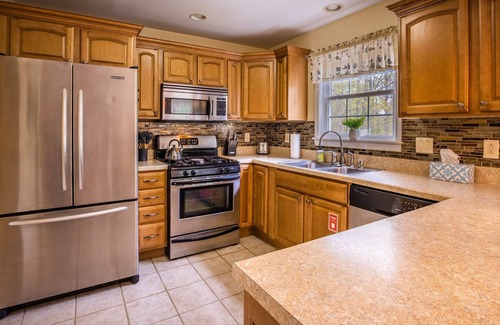 Summerlee House | Private Saddleback Retreat - Ultimate Game Room, Hot Tub, Fire Pit