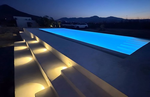 Paros Villa | Private Seaside Villa and Private Pool in Paros