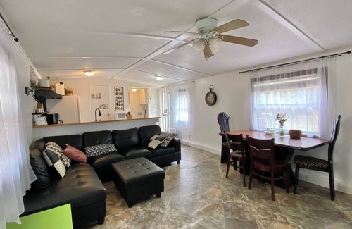 Lake City House | Private&Secluded Getaway, near I-75,town, parks,Springs. Glamping ,low key style