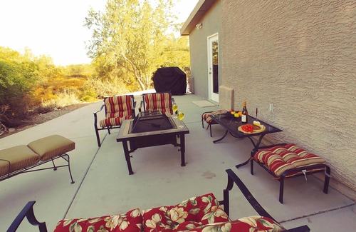 Anthem House | Private, secluded Sonoran Desert Accommodation - Horse Facilities! n