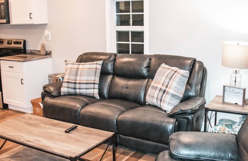 Elgin Cabin | Private - Secluded Cabin, close to Windrock