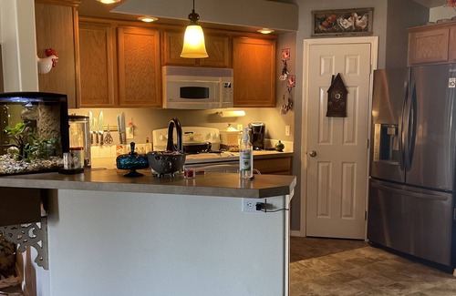 Caldwell House | Private shared home one bedroom, bathroom, Caldwell Id, 25min from Boise airport