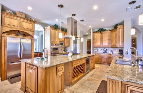 Murrieta House | PRIVATE SINGLE LEVEL HILL TOP ESTATE ON 5 ACRES- 20 MIN TO OLD TOWN TEMECULA