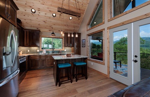 Bryson City Cabin | Private Smoky Mountain destination Above the Clouds