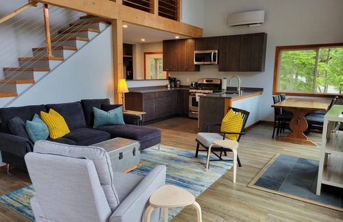 Ketchikan Cabin | Private, spacious retreat at Mt. Point. Generous covered porch. No added fees.