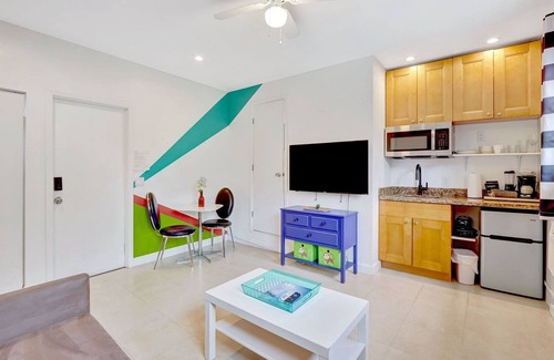 Nurmi Isles Apartment | Private Studio Near Beach and Las Olas